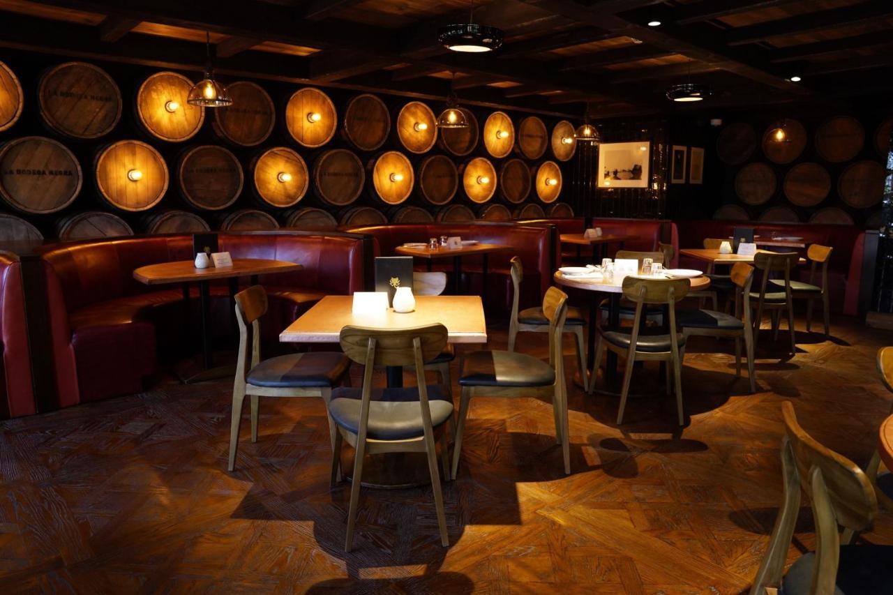 فندق ذا سانت ريجيس الدوحة المظهر الخارجي الصورة Interior of a restaurant