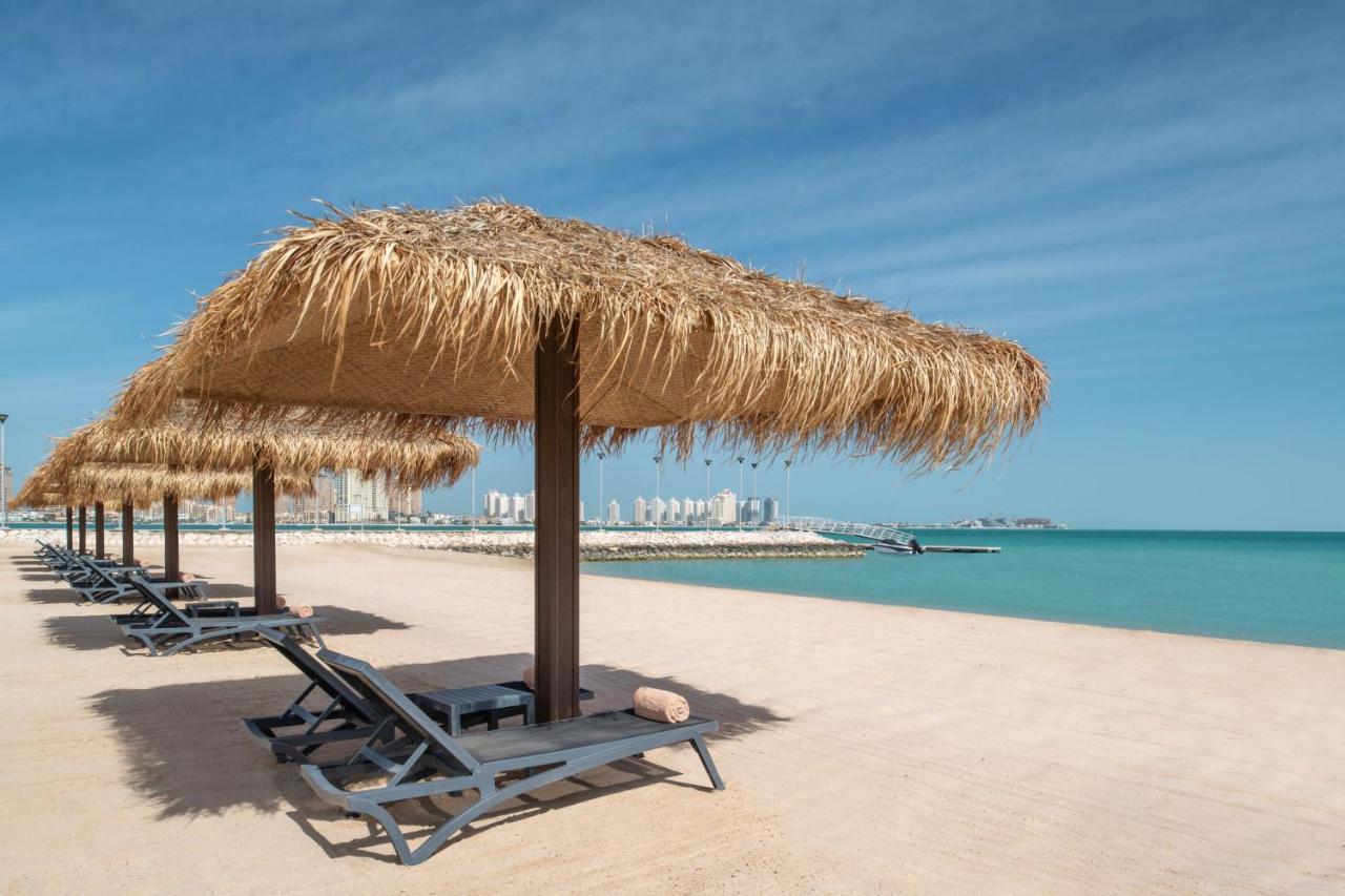 فندق ذا سانت ريجيس الدوحة المظهر الخارجي الصورة Beach at the Jumeirah Beach Hotel